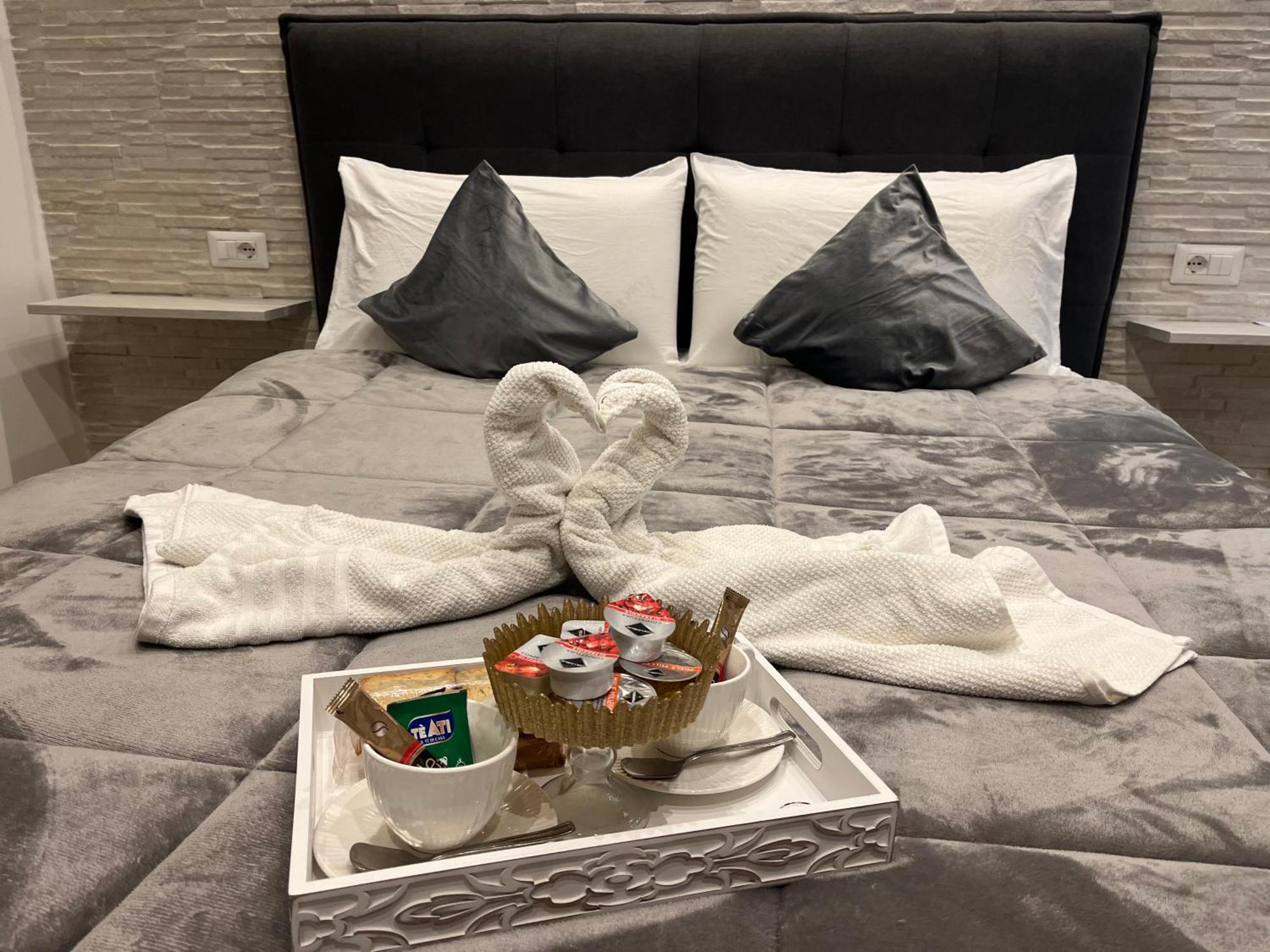New House Hotel Фиумичино Екстериор снимка